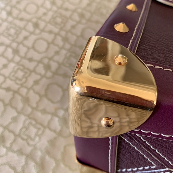 Louis Vuitton Le Talentueux plum colored leather bag. - Picture 7 of 17